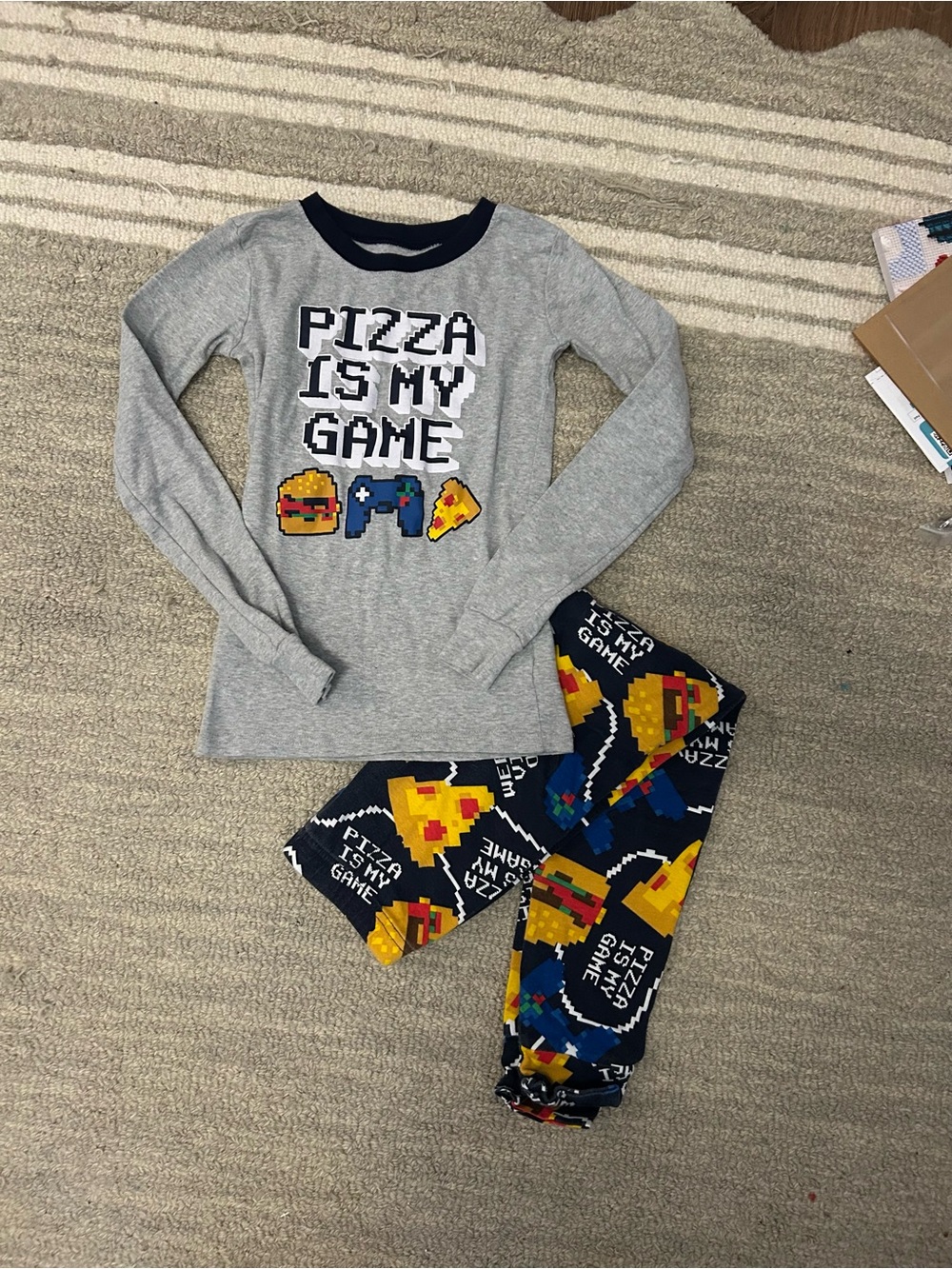 The Children's Place Gray & Navy 'Pizza Is My Game' Pajama Set